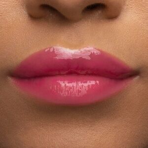 Too Faced Lip Injection Power Plumping Hydrating Lip Gloss- People Pleaser